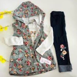 Little Lass Sleeveless Floral Hoodie. Size 6